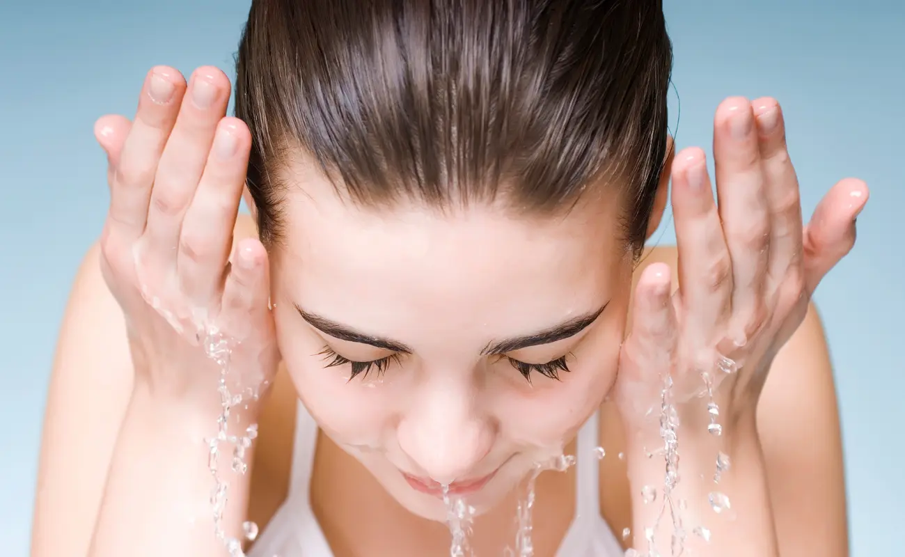 Women washing face